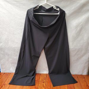 Athleta Wide Leg raw hem Legging Size XL